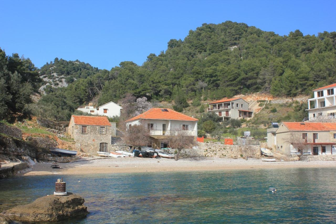 Seaside Secluded Apartments Cove Torac, Hvar - 589 Gdinj Экстерьер фото
